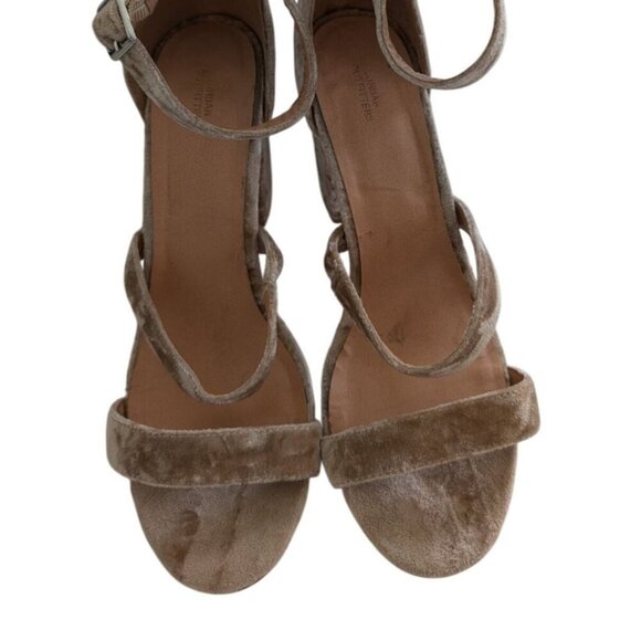 Urban Outfitters UO Velvet Heels Shoes Wedge Platform Block Strap Women Size 10 - Picture 10 of 10